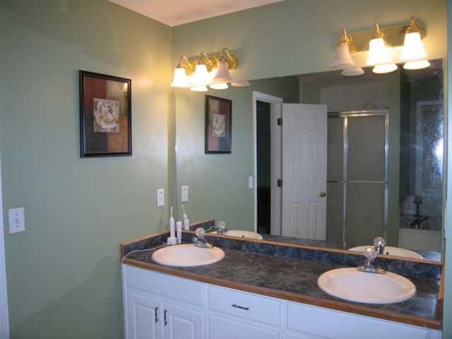 2099 Cluster Ln, Grayson, GA 30017 photo 14