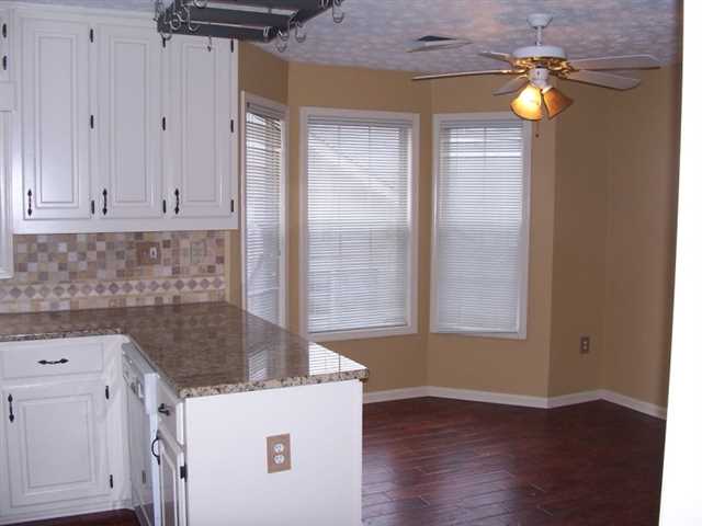4040 Riversong Dr, Suwanee, GA 30024 photo 6