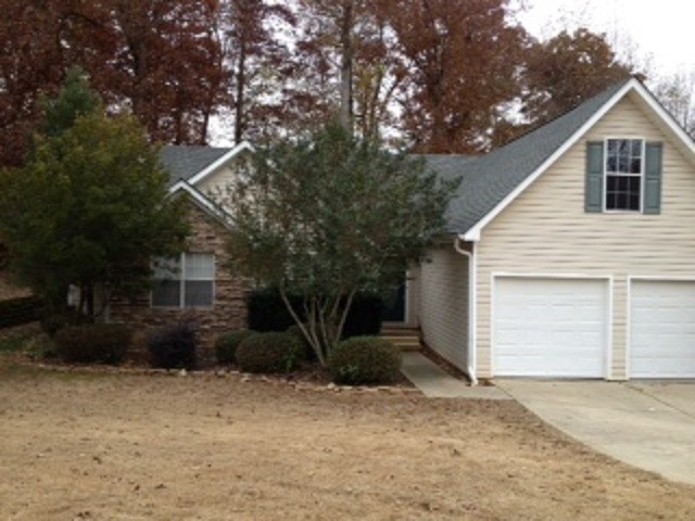 4040 Riversong Dr, Suwanee, GA 30024 photo 1