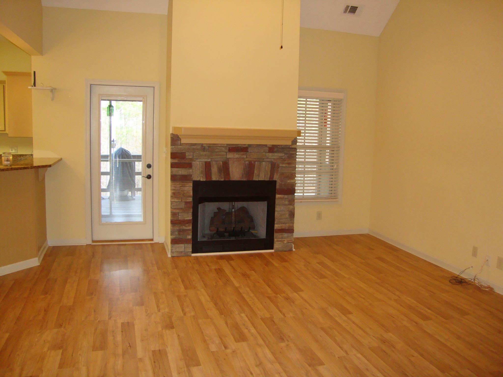 108 Cedar Ridge Dr, Lagrange, GA 30241 photo 3