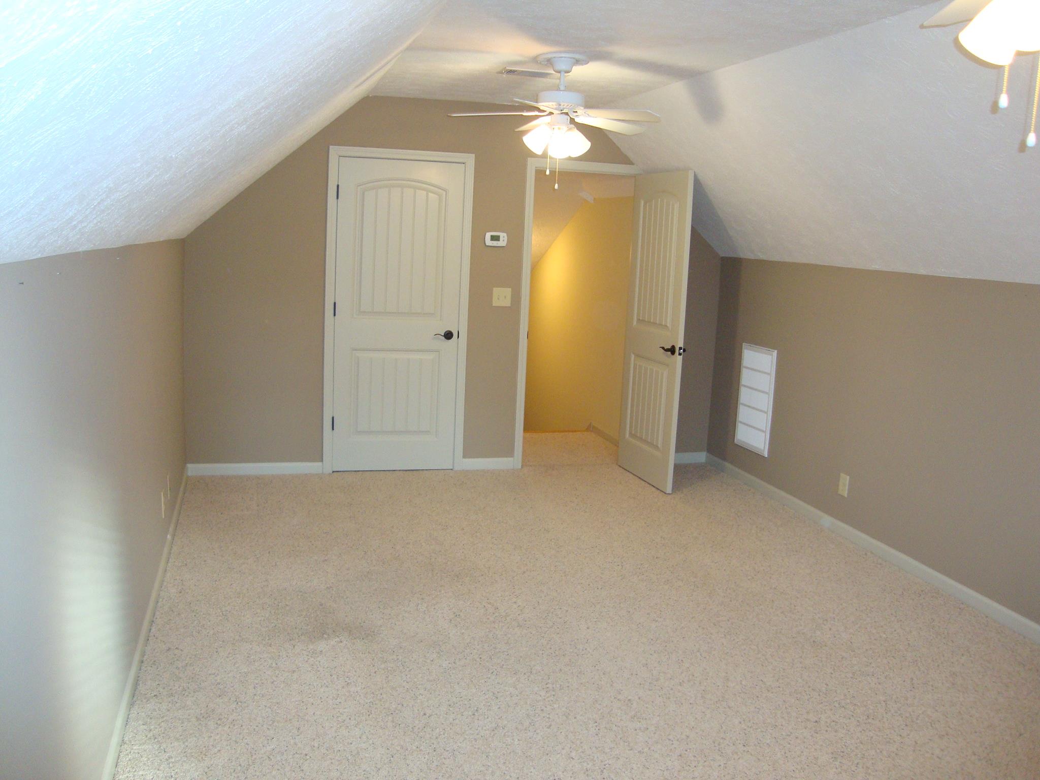 108 Cedar Ridge Dr, Lagrange, GA 30241 photo 8