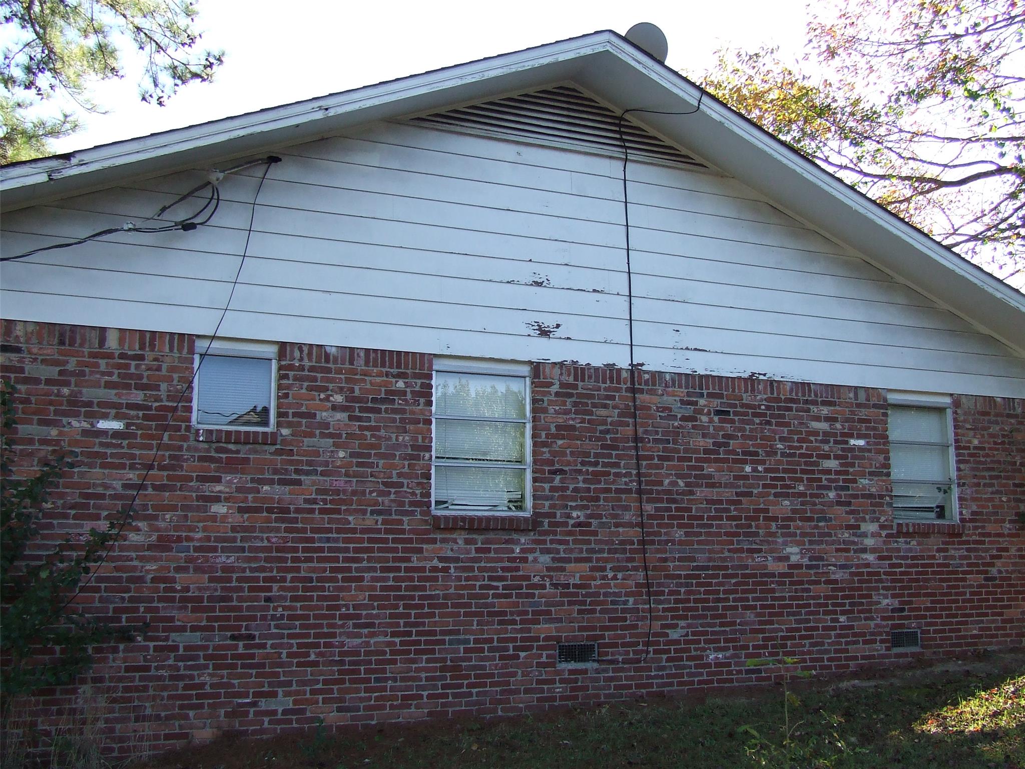 5985 Maddox Rd, Morrow, GA 30260 photo 4