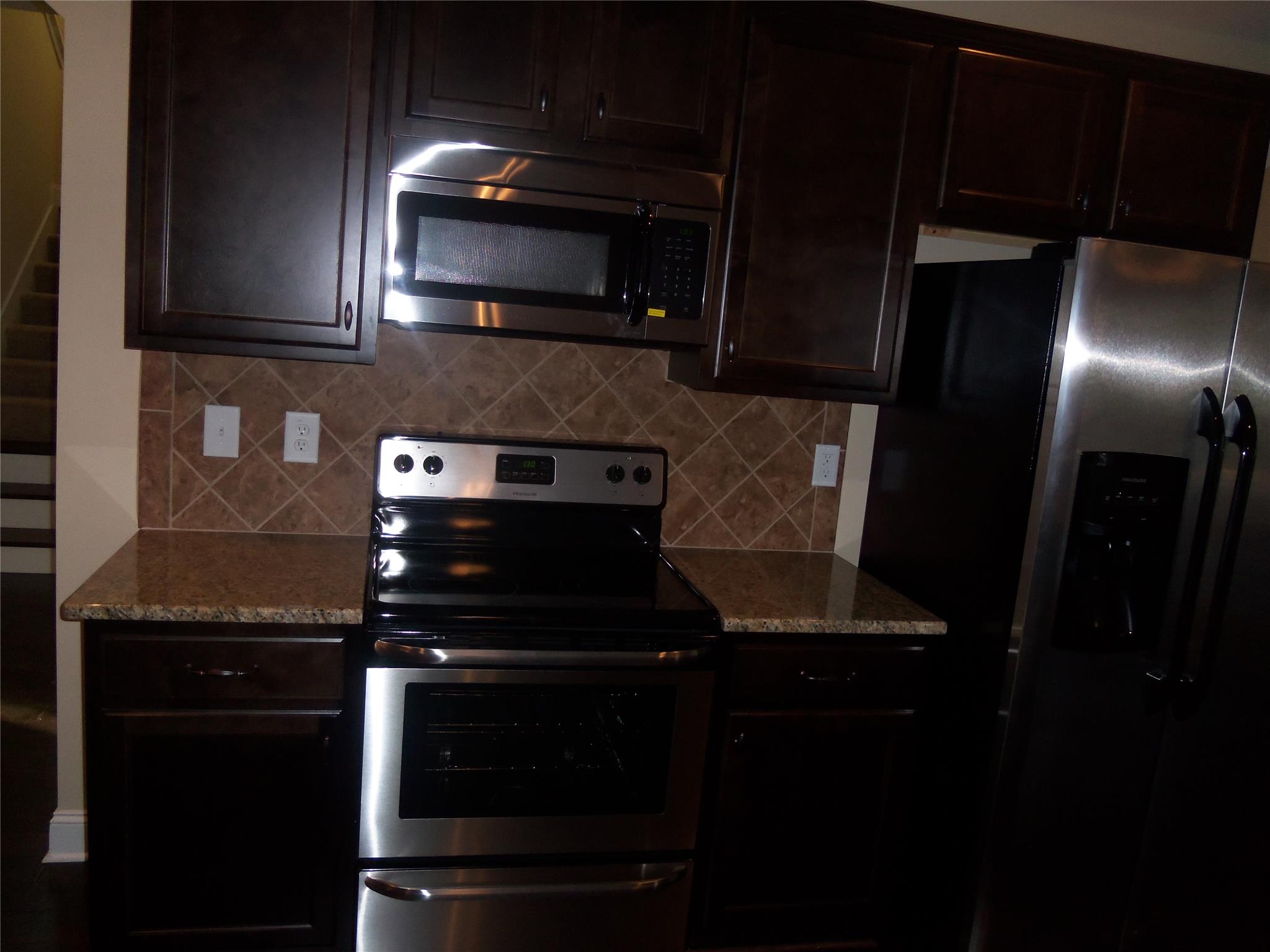 12027 Kelowna Rd, Hampton, GA 30228 photo 6