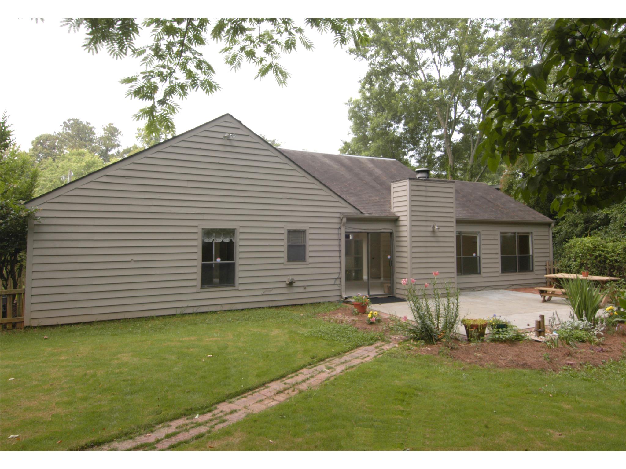 3725 Loveland Ter, Chamblee, GA 30341 photo 8