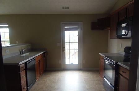 3107 Rex Ridge Xing, Rex, GA 30273 photo 5