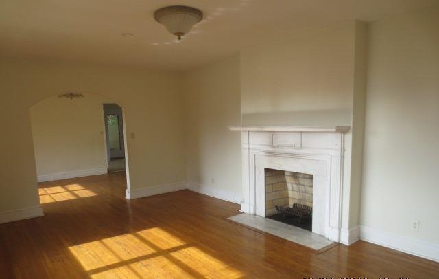 509 E Gordon St, Thomaston, GA 30286 photo 2