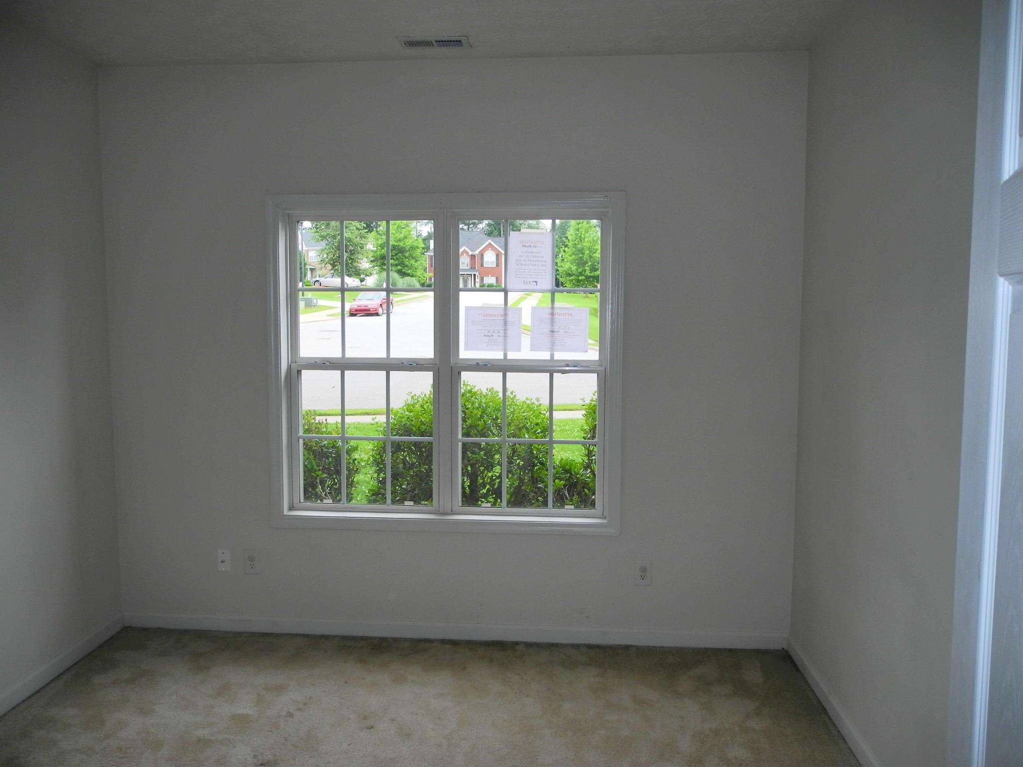 6785 Oakleigh Trl, Rex, GA 30273 photo 5