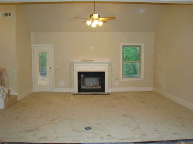 607 Ocean Ave, Canton, GA 30114 photo 5