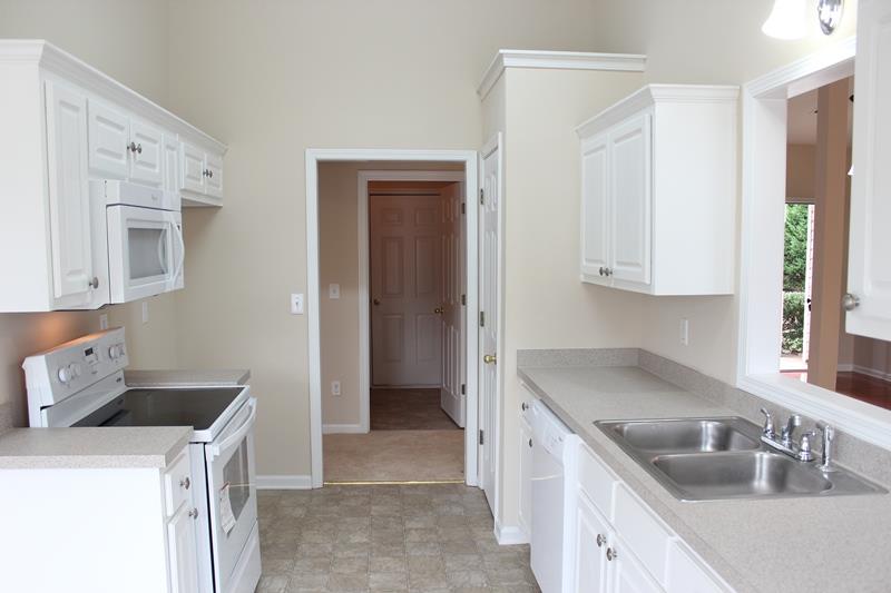 703 Summerfield Rd, Winder, GA 30680 photo 8
