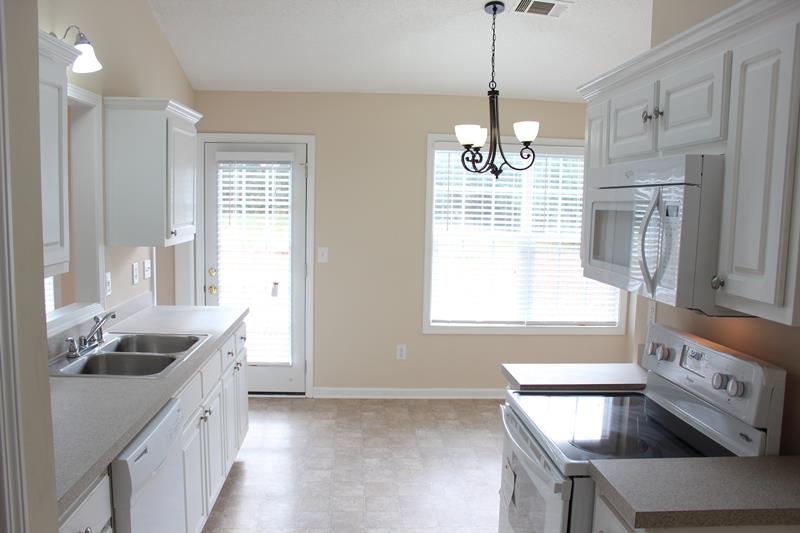 703 Summerfield Rd, Winder, GA 30680 photo 10