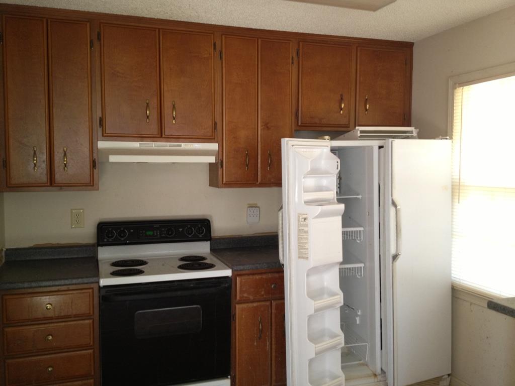 878 Crescent Dr, Toccoa, GA 30577 photo 4