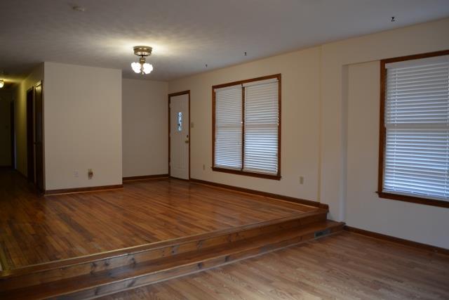 576 Hillcrest Dr, Jackson, GA 30233 photo 6