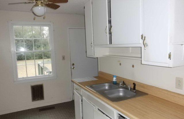 2850 Barrett Ave, Macon, GA 31206 photo 3