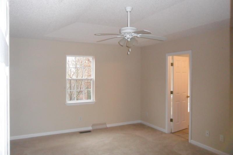 110 Sara Ct, Cornelia, GA 30531 photo 9