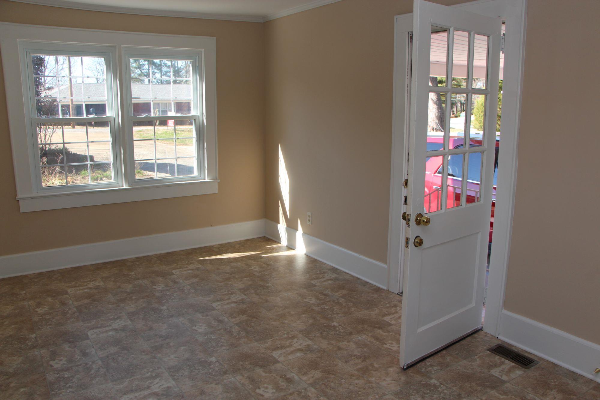 558 Chenocetah, Cornelia, GA 30531 photo 9