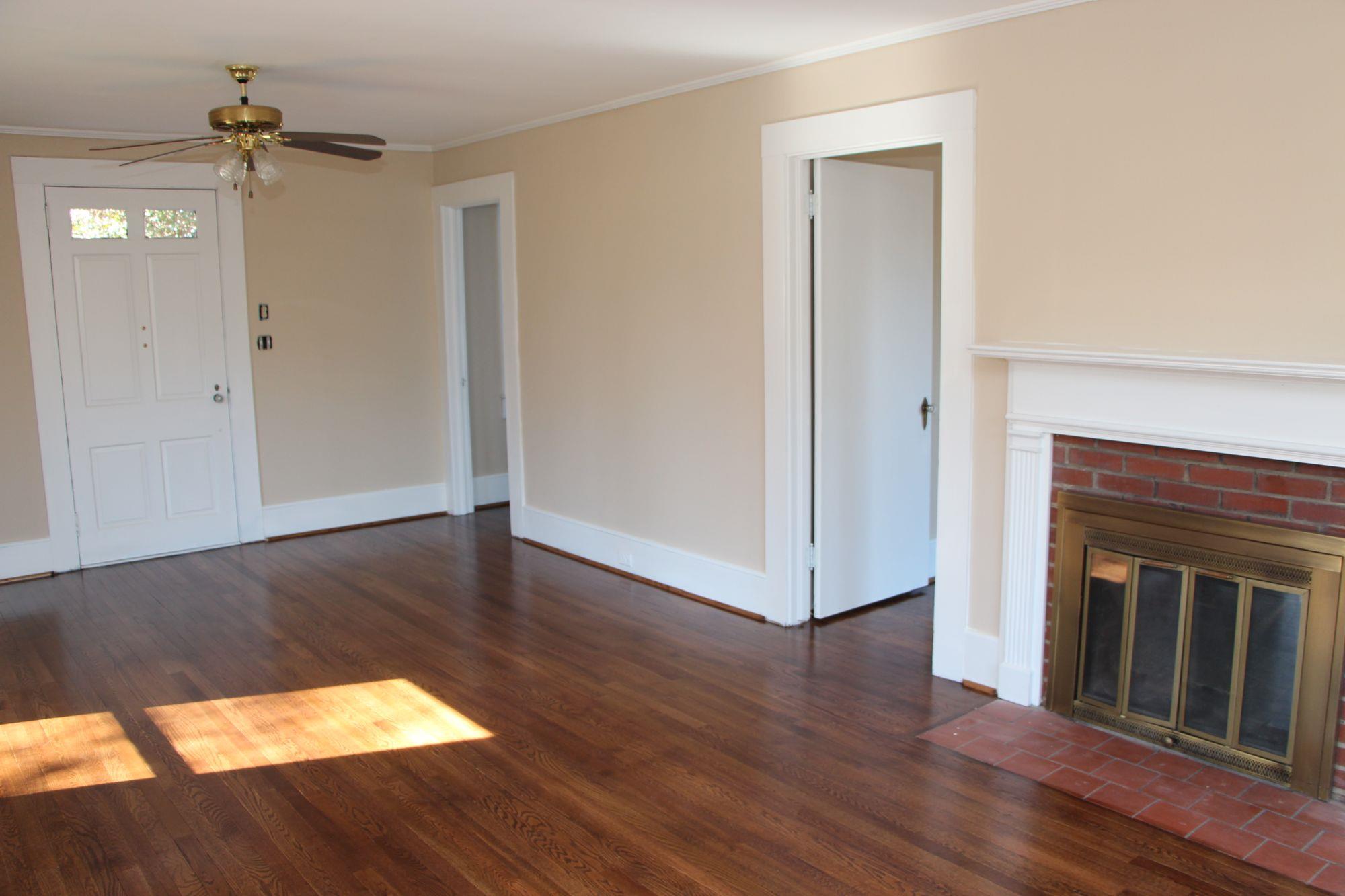 558 Chenocetah, Cornelia, GA 30531 photo 2