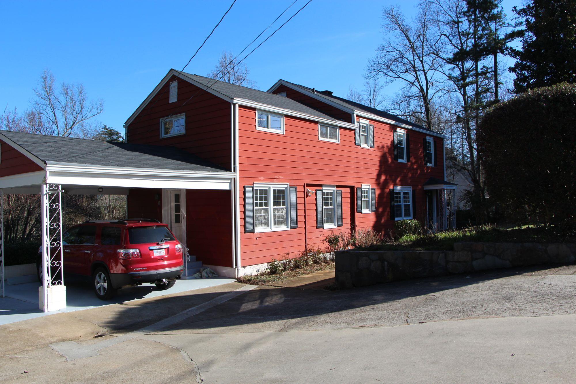 558 Chenocetah, Cornelia, GA 30531 photo 1