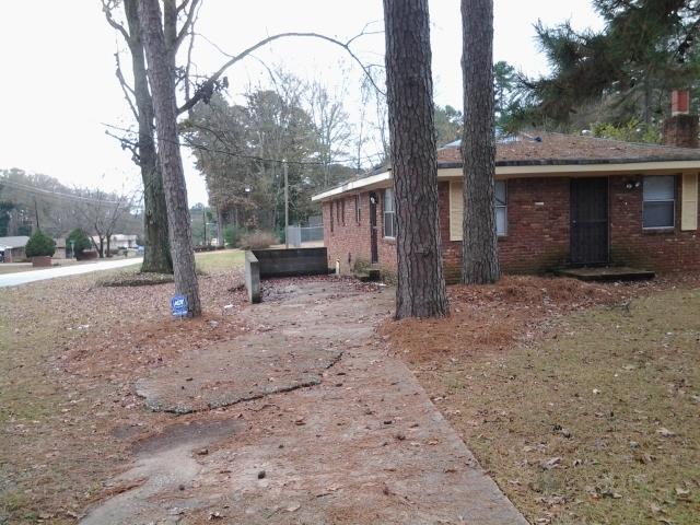 4271 E Side Dr, Decatur, GA 30034 photo 2