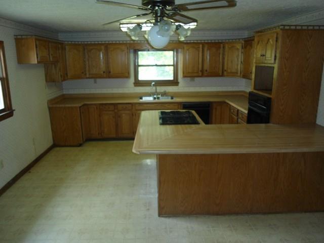 482 Carnes Creek Rd, Toccoa, GA 30577 photo 4