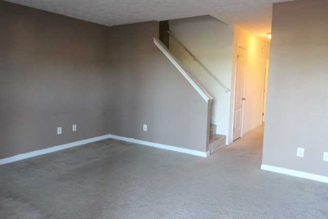 6108 Ruth St, Covington, GA 30014 photo 3