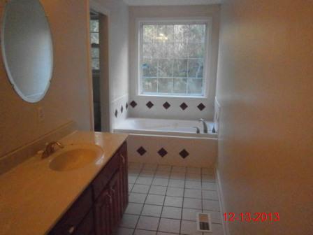 1114 Gaithers Rd, Covington, GA 30014 photo 2