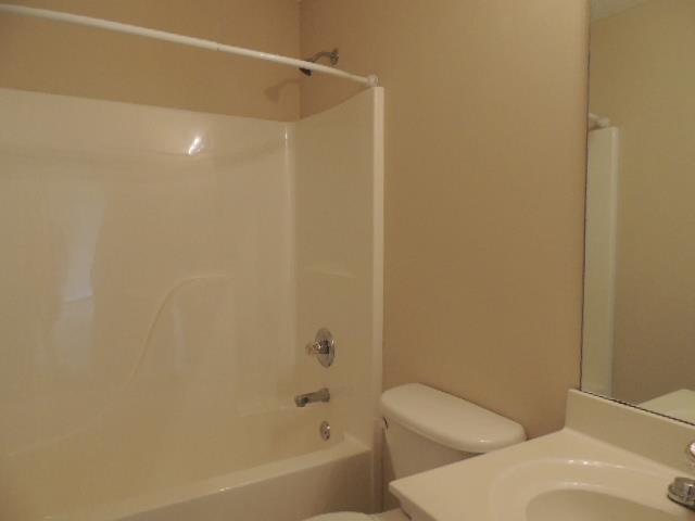 105 Adrians Ln, Covington, GA 30016 photo 9