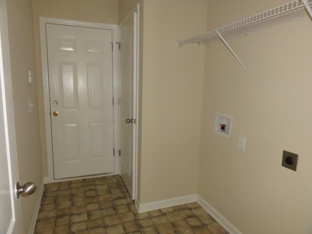 105 Adrians Ln, Covington, GA 30016 photo 12