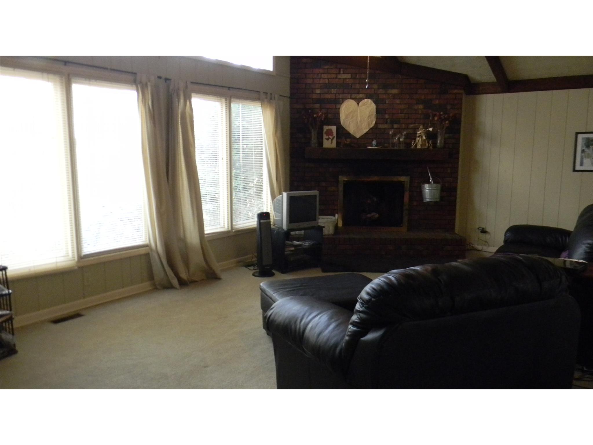 461 Christopher Dr, Gainesville, GA 30501 photo 5
