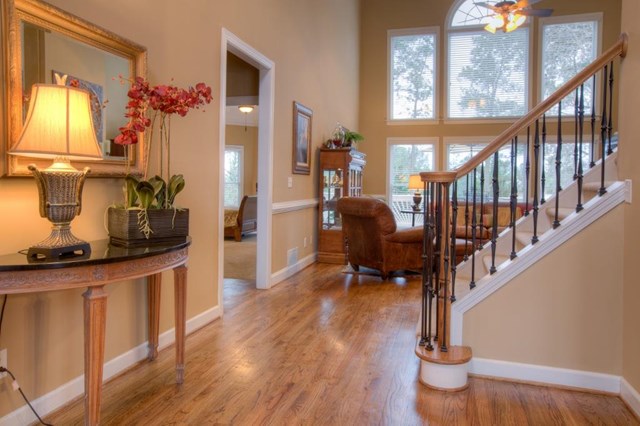 575 Tilbury Dr, Suwanee, GA 30024 photo 2