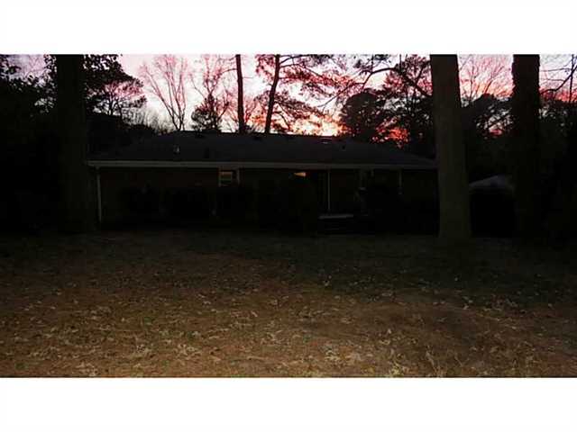 2632 Mural Dr, Atlanta, GA 30341 photo 4