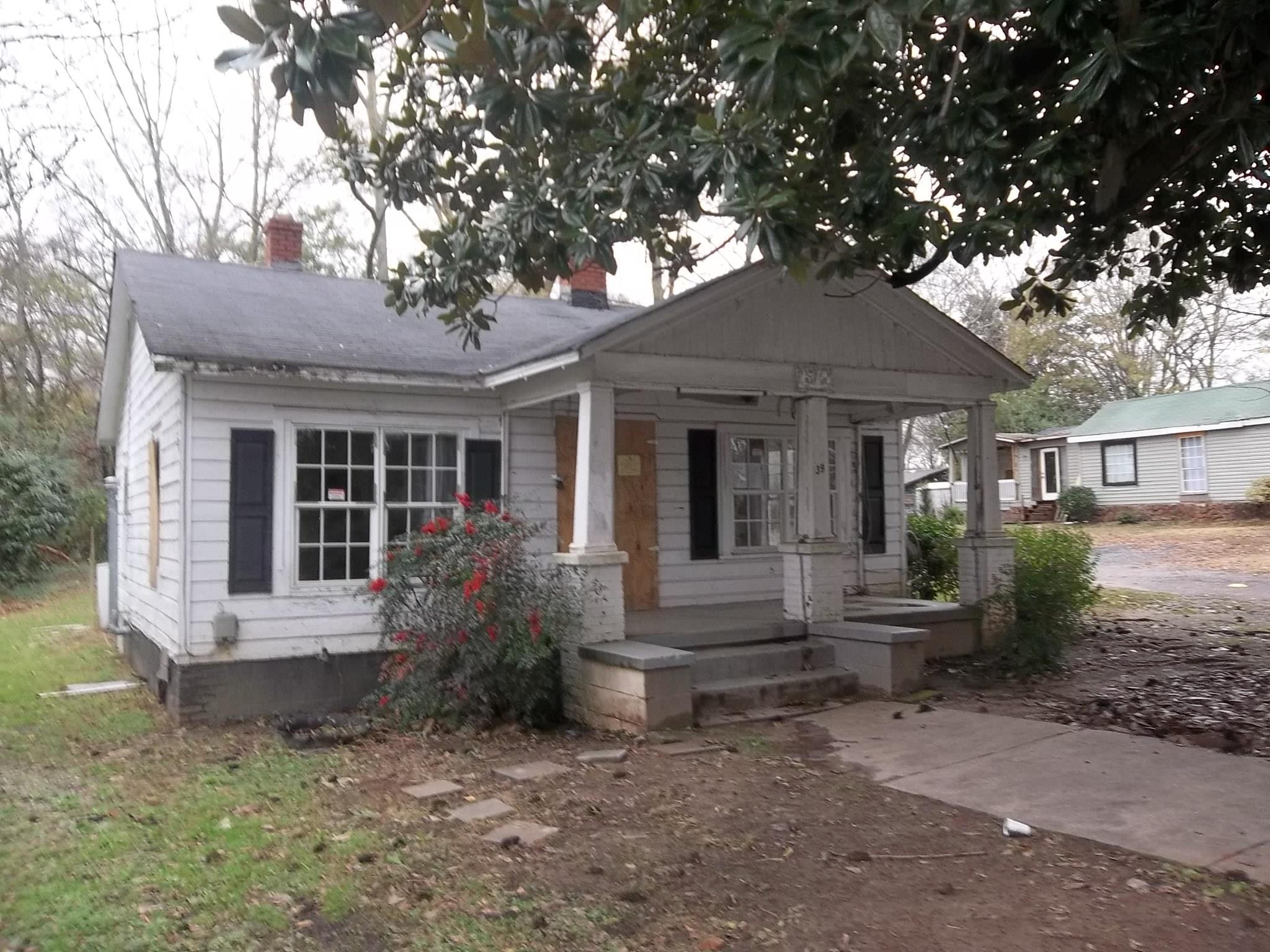 39 Ray St, Newnan, GA 30263 photo 1