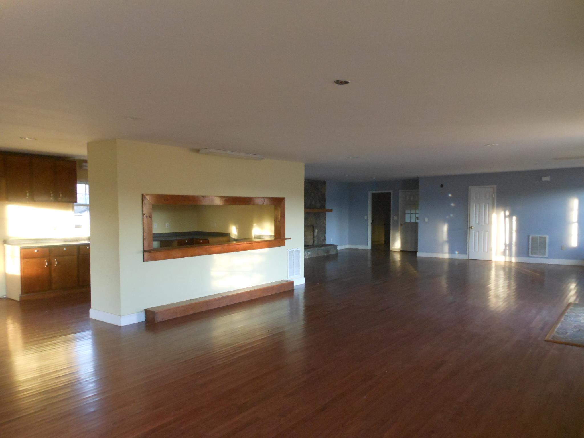 237 E Silver Shoals Rd, Toccoa, GA 30577 photo 4