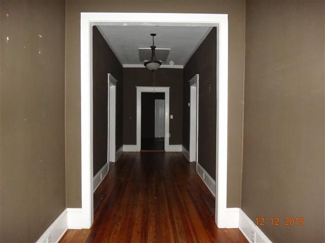 310 Moye St, Barnesville, GA 30204 photo 4