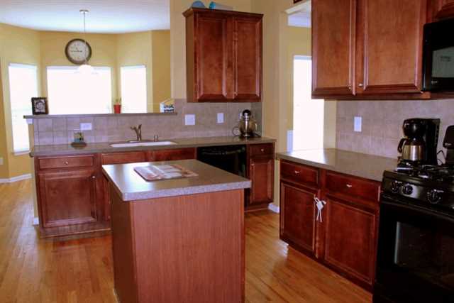 920 Tree Top Dr, Suwanee, GA 30024 photo 12