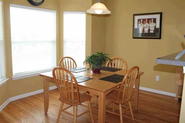 920 Tree Top Dr, Suwanee, GA 30024 photo 10