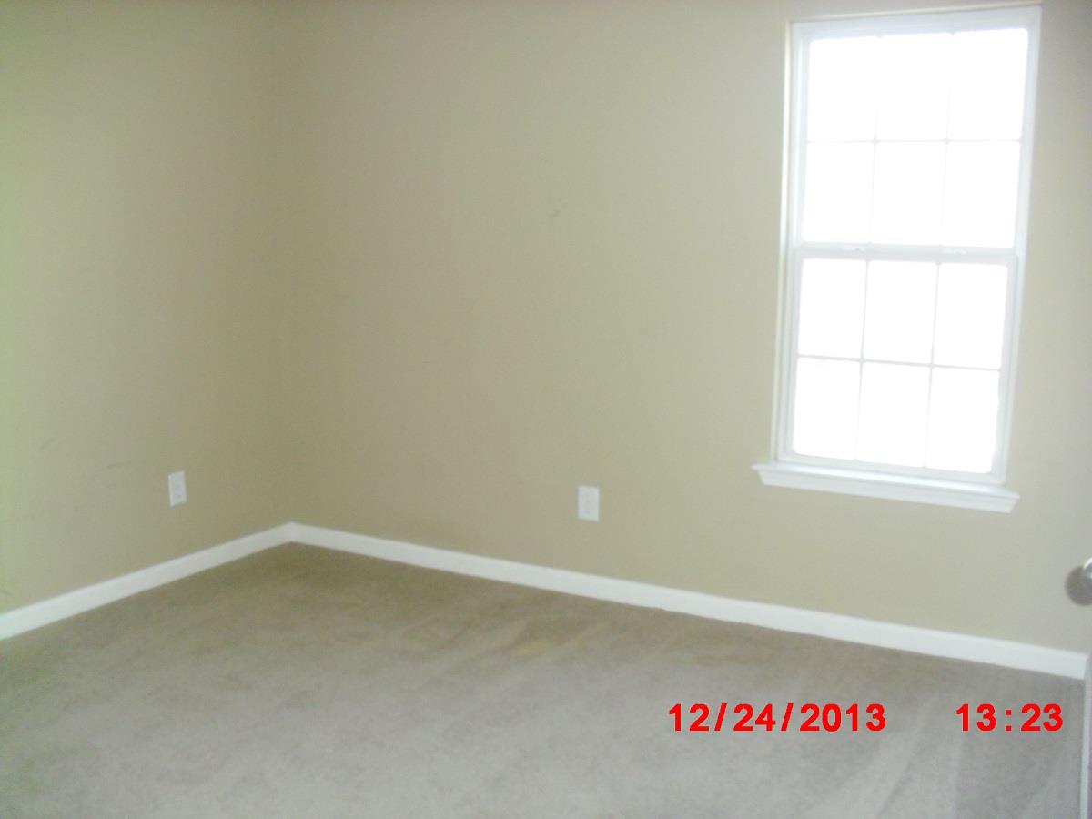 38 Winchester Dr, Kingston, GA 30145 photo 2