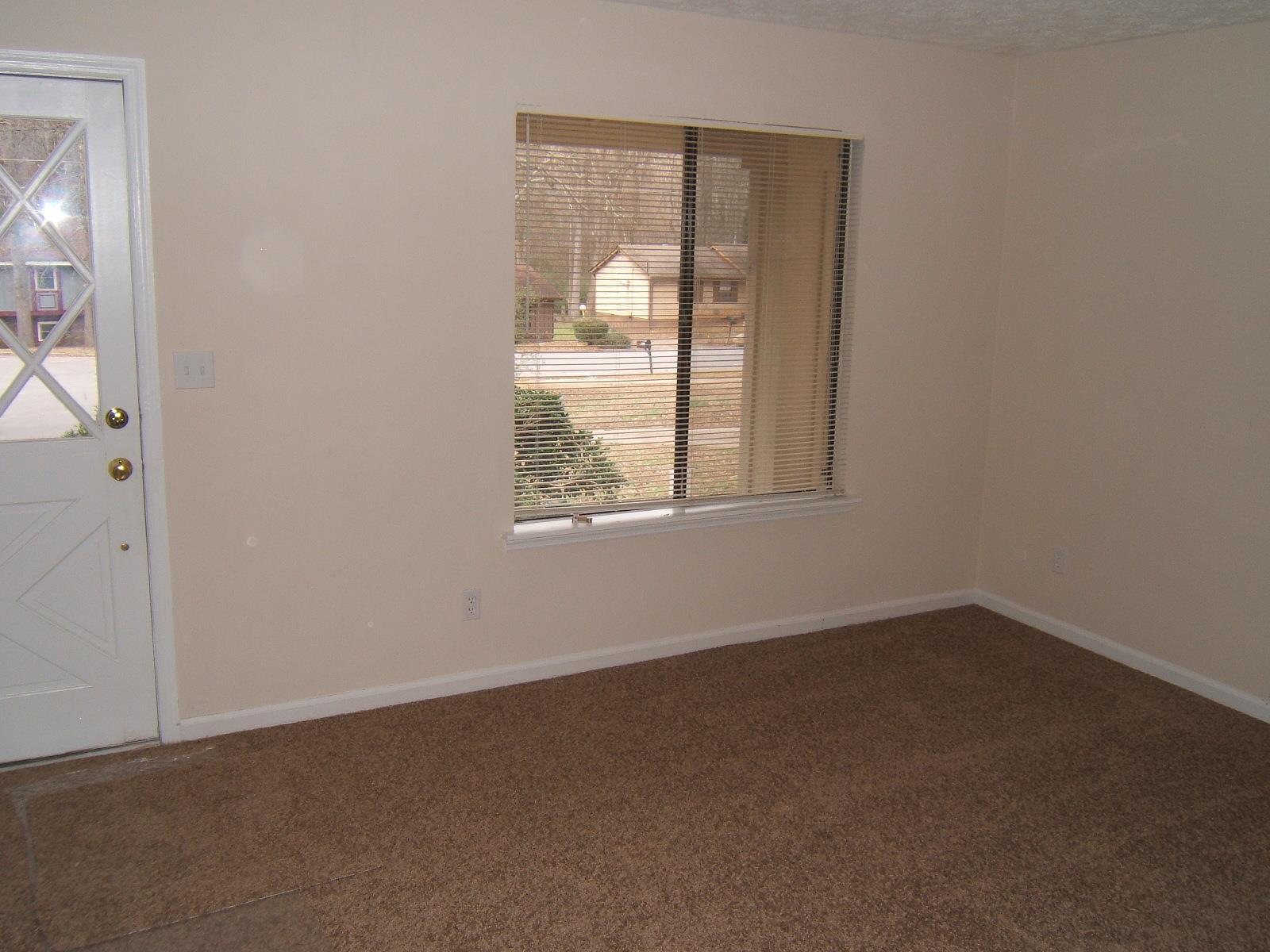 2861 Panther Ct, Rex, GA 30273 photo 5