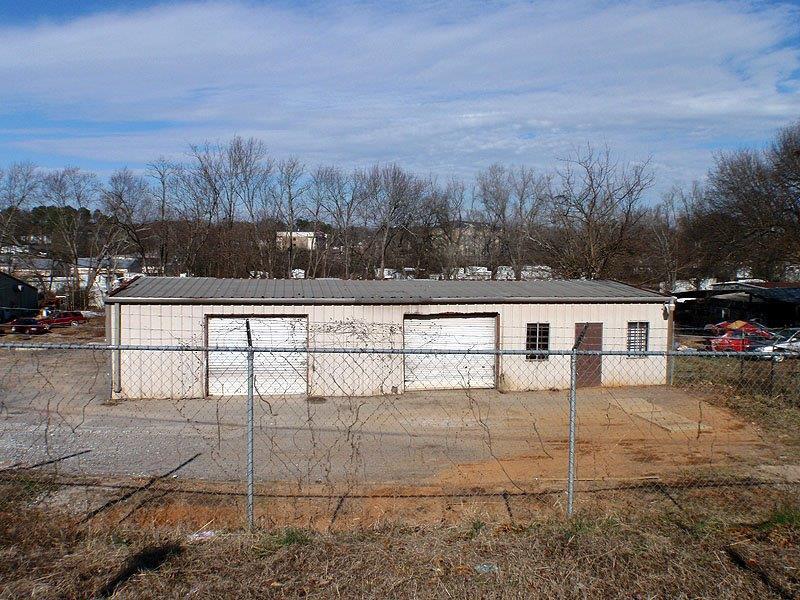 430 W Highland Dr, Gainesville, GA 30501 photo 1