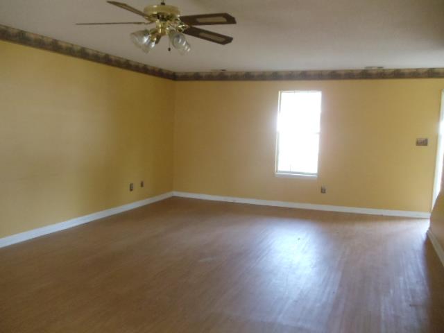 101 Bob White Dr, Dublin, GA 31021 photo 5