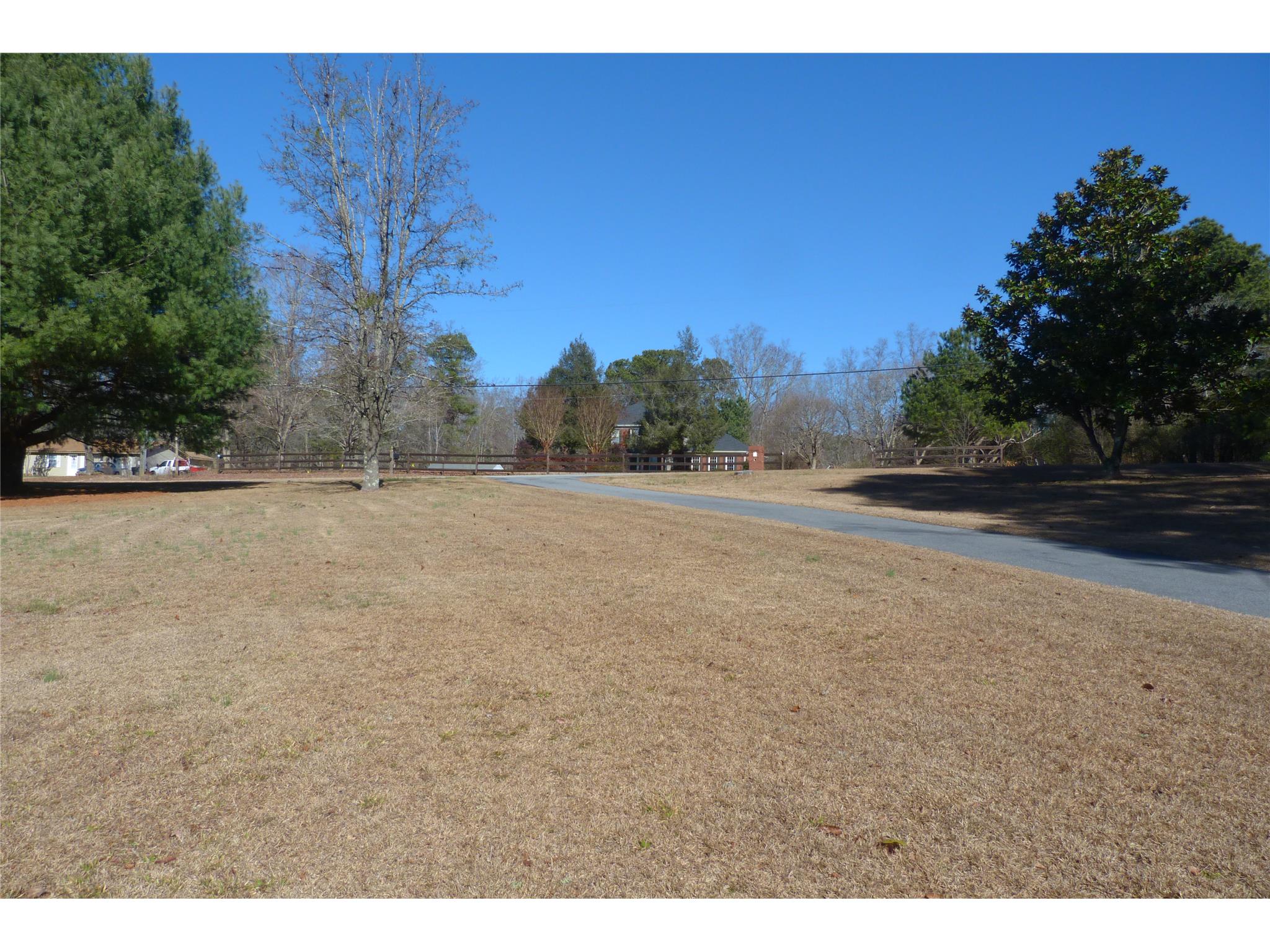 1774 Hood Rd, Dacula, GA 30019 photo 2