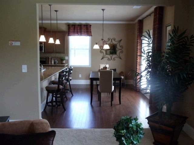 565 Eldridge Dr, Suwanee, GA 30024 photo 7