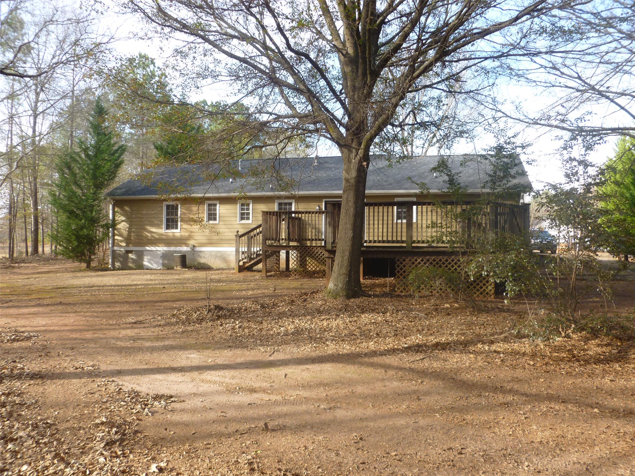 2164 Beaverdam Rd, Colbert, GA 30628 photo 2