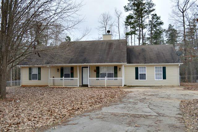152 Lake Forest Dr, Jackson, GA 30233 photo 1