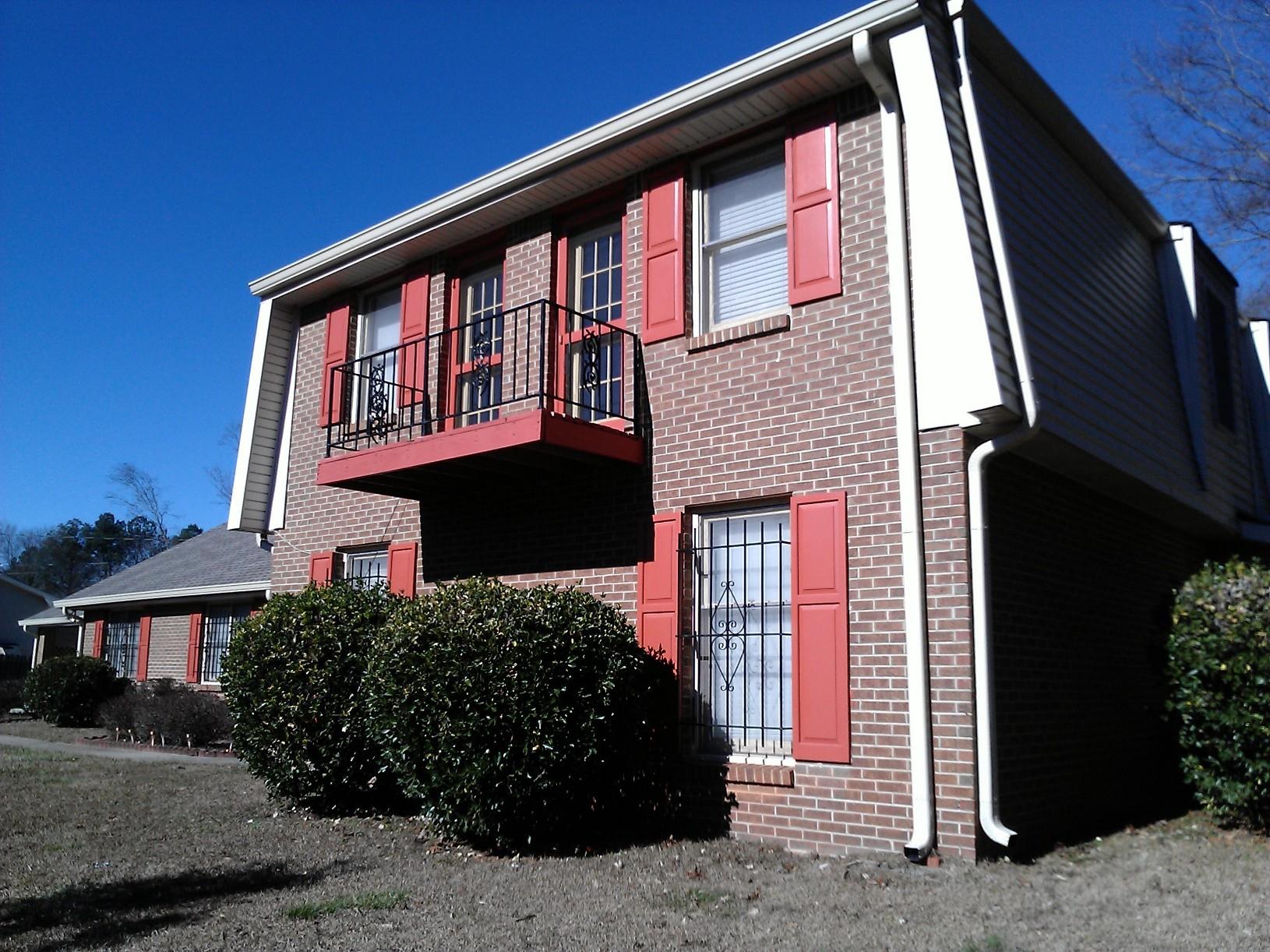 4290 Coatsworth Dr, Rex, GA 30273 photo 3