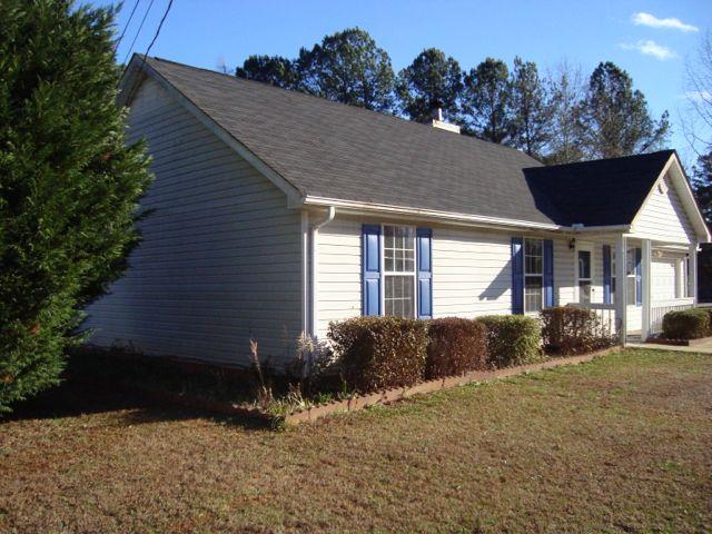 108 Starlake Dr, Jackson, GA 30233 photo 3
