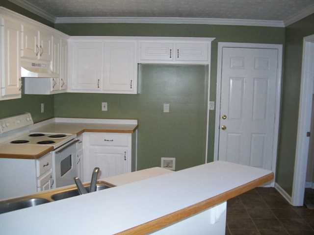 3075 Wedgewood Dr, Monroe, GA 30656 photo 9