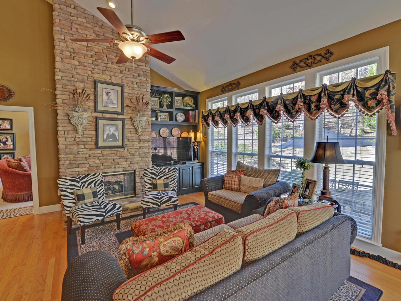 5132 Enniskillen Ct, Suwanee, GA 30024 photo 7