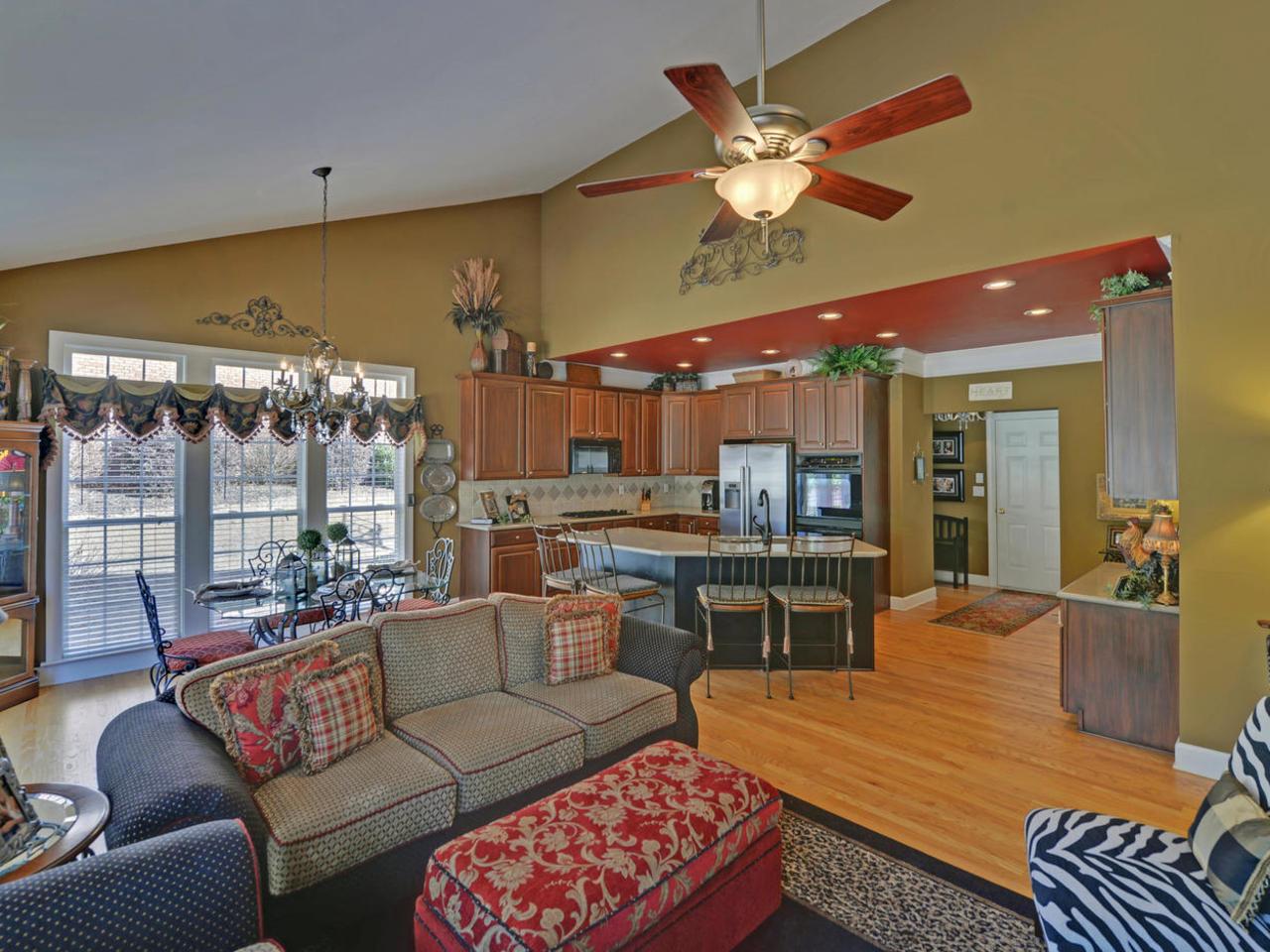 5132 Enniskillen Ct, Suwanee, GA 30024 photo 9