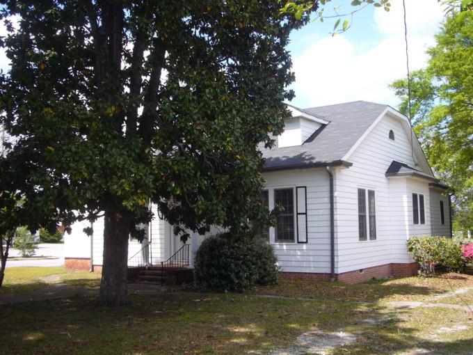 5 N Thomas St, Elberton, GA 30635 photo 3
