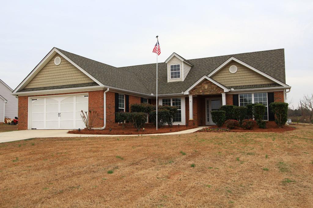 306 Lane Dr, Winder, GA 30680 photo 2